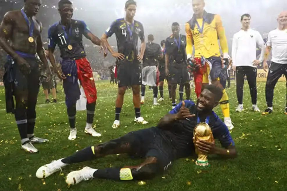 Các nhà vô địch đã giải nghệ vào năm 2025.